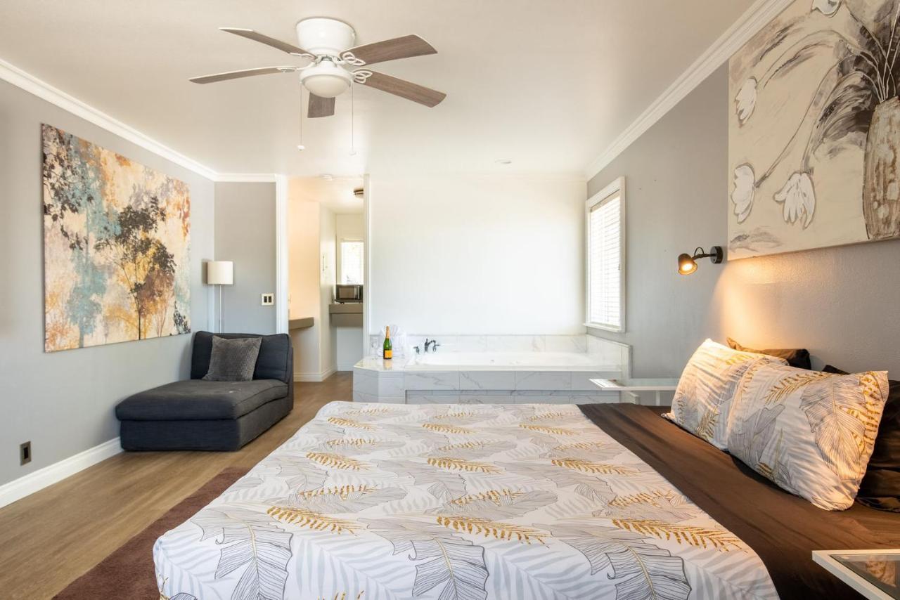 Big Bear Spa Suites Big Bear Lake Εξωτερικό φωτογραφία