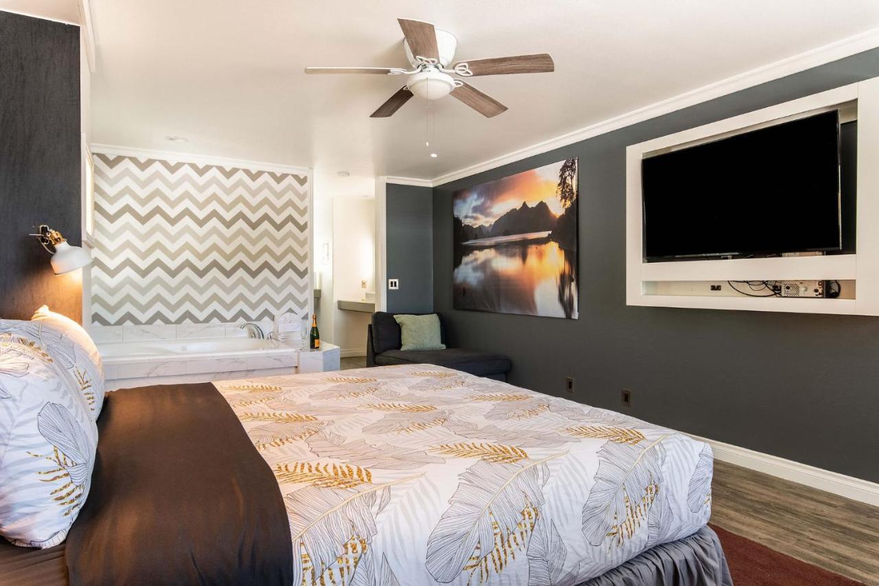 Big Bear Spa Suites Big Bear Lake Εξωτερικό φωτογραφία