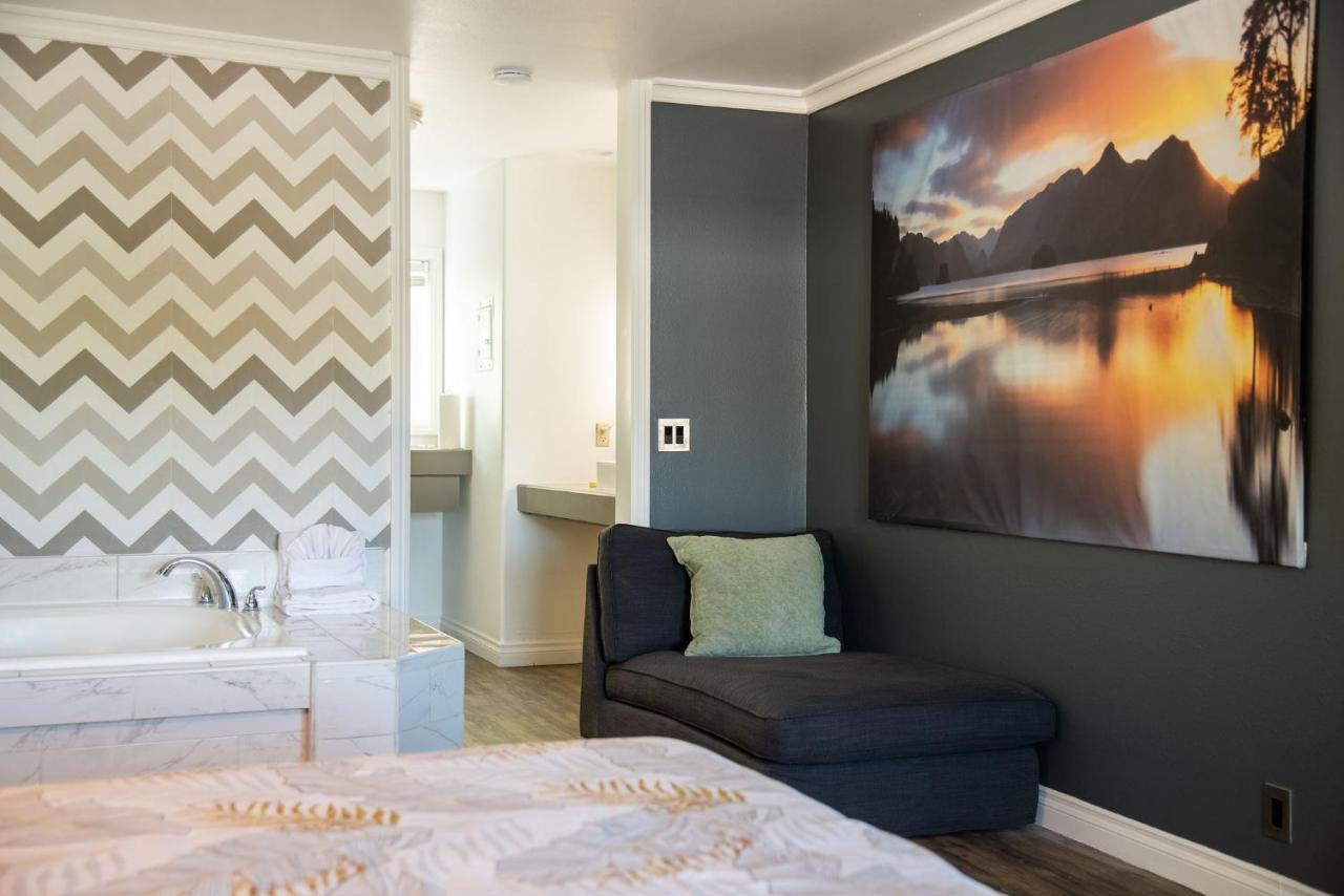 Big Bear Spa Suites Big Bear Lake Εξωτερικό φωτογραφία